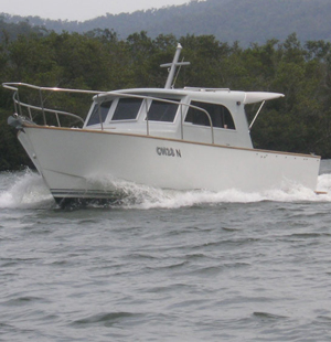 28' motor boat